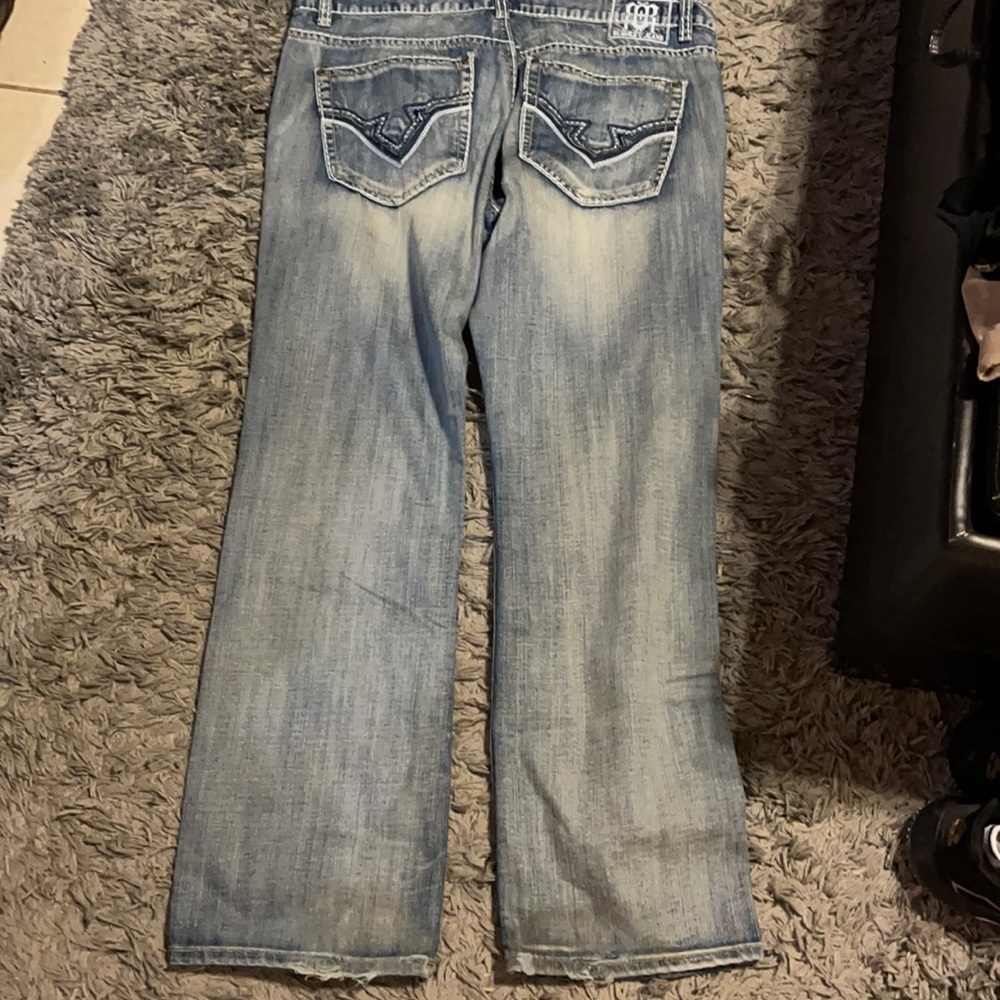 Request Jeans - Picture 2 of 5
